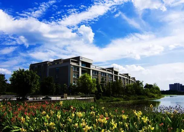 【院校分析】重庆交通大学 点缀西部的科技明珠
